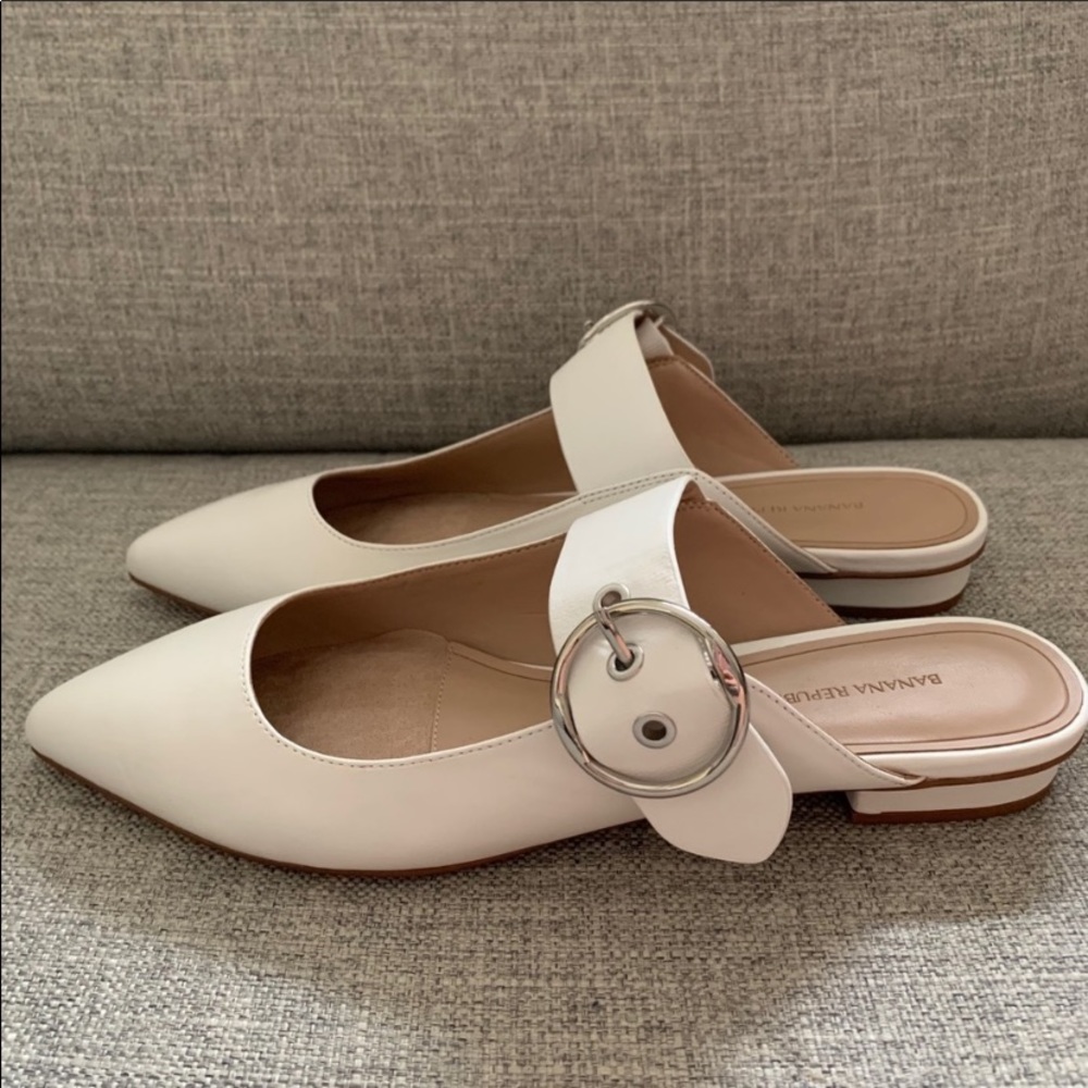 Brand new Banana Republic mules